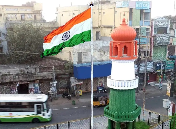 Jinnah Tower in Andhra Pradesh gets painted in tricolour after protest by  Hindu Vahini on 26 Jan – Way2Barak